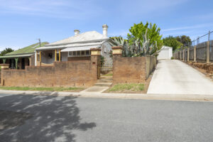 6 Glebe Street, GOULBURN, NSW 2580 AUS