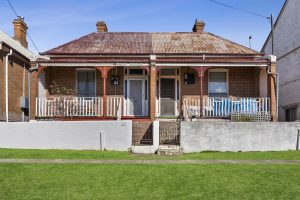 98 and 100 Clifford Street, GOULBURN, NSW 2580 AUS