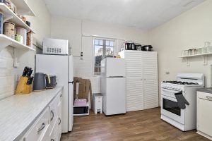 98 and 100 Clifford Street, GOULBURN, NSW 2580 AUS