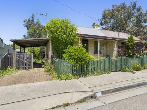 16 Arnheim Street, GOULBURN, NSW 2580 AUS