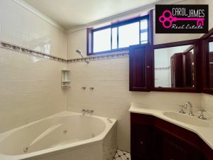 85 Queen St, GOULBURN, NSW 2580 AUS